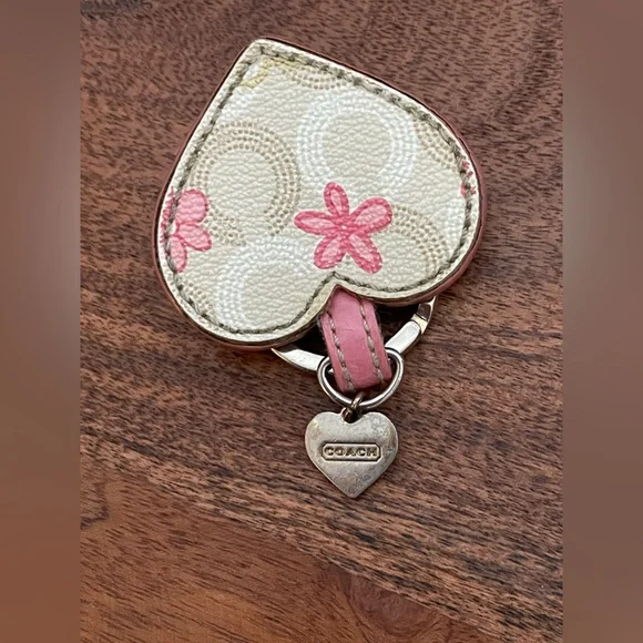 COACH Tan & Pink Optic C Leather Heart Shape Bag Charm - Picture 4 of 4